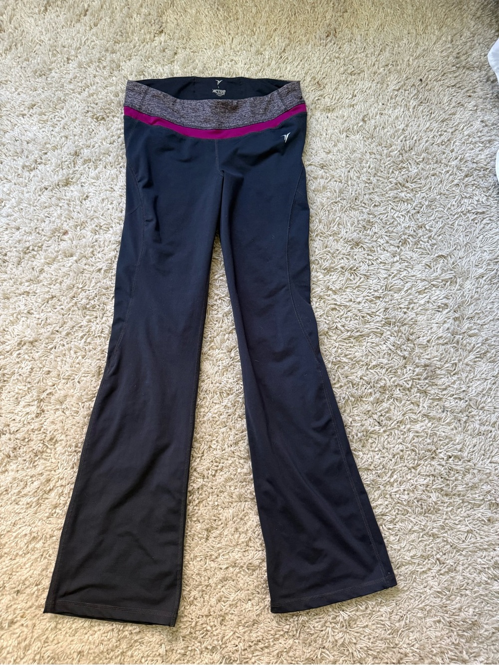 Old Navy Active Black Leggings with Gray Heather Waistband and Magenta Trim